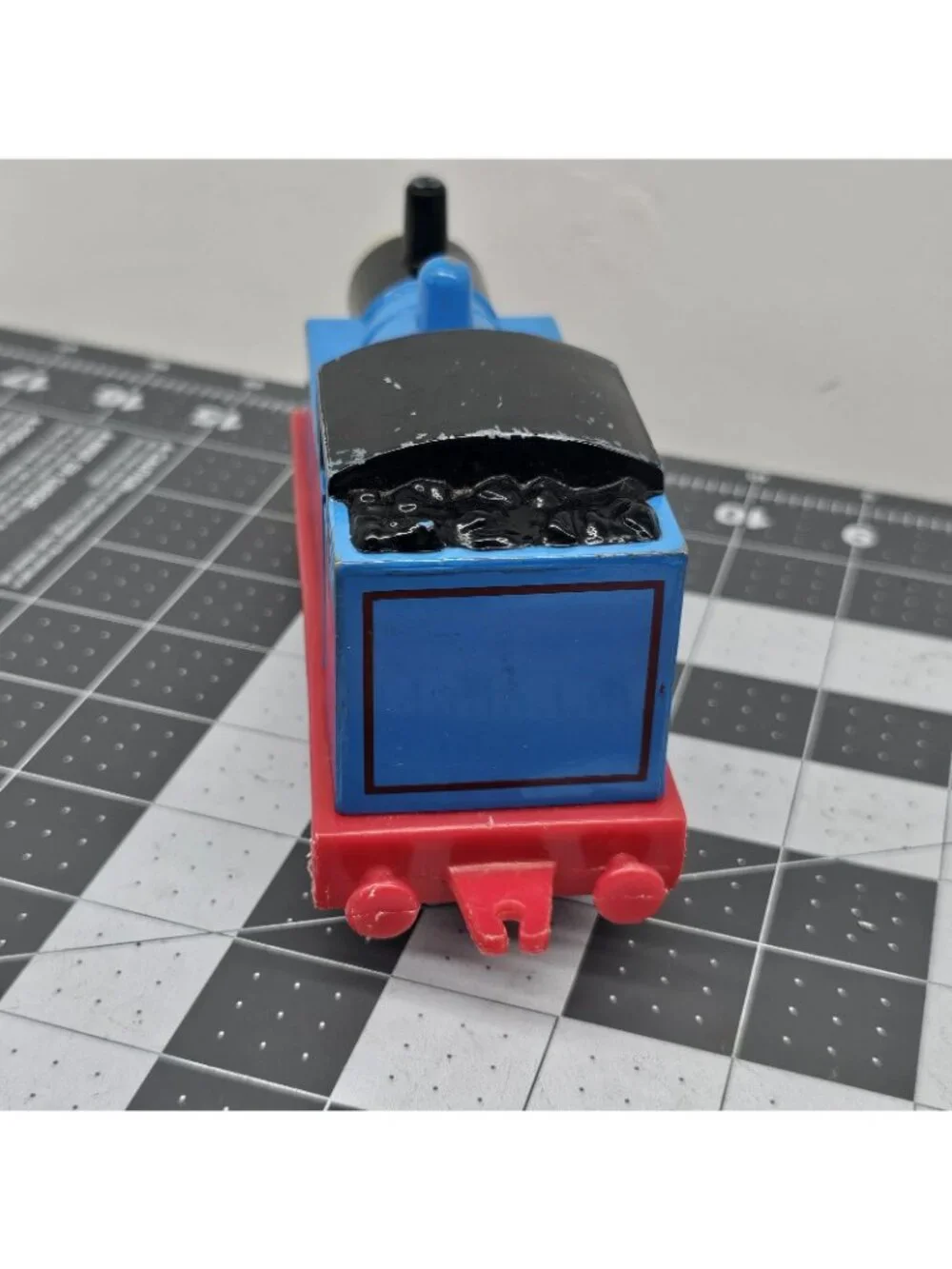 1985 Vtg. ERTL Large Push Along Thomas the Tank Engine Die Cast *Blue & Red